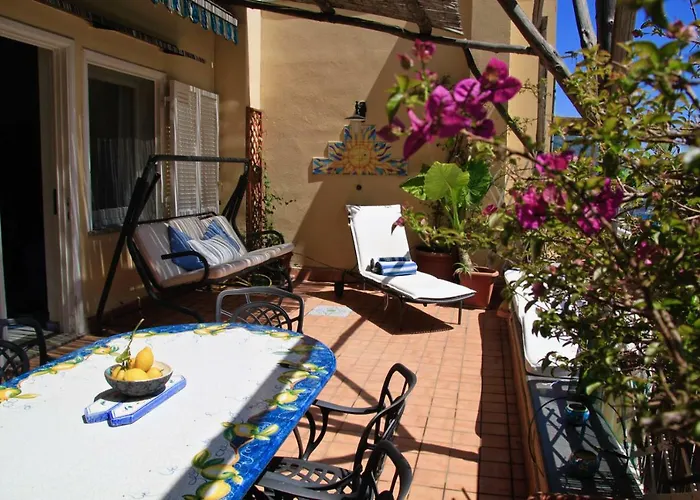 Flower Power Apartment Positano