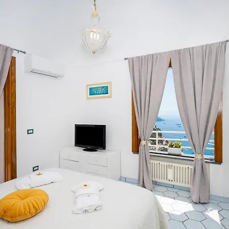 Apartment Flower Power Positano