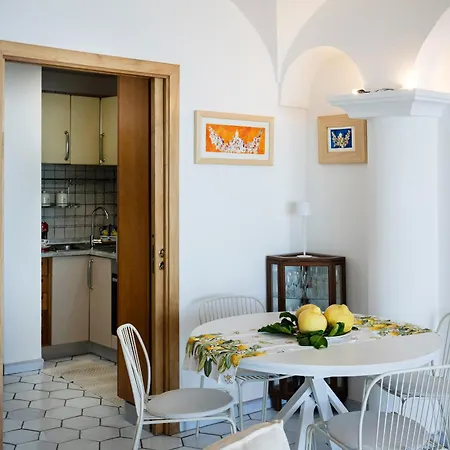 Apartment Flower Power Positano