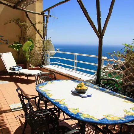 Flower Power Apartman